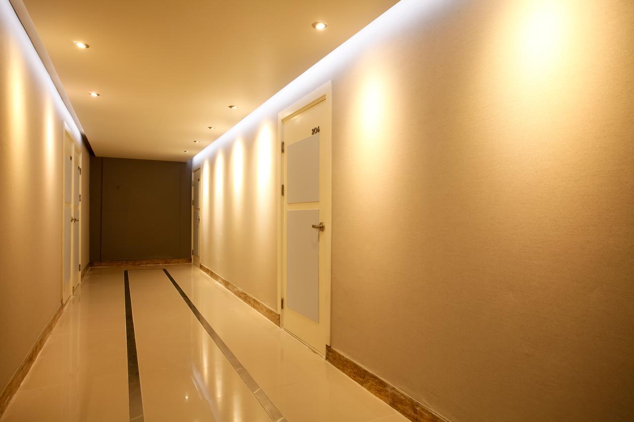 Motel Gwangan Blue Moon Busan Esterno foto