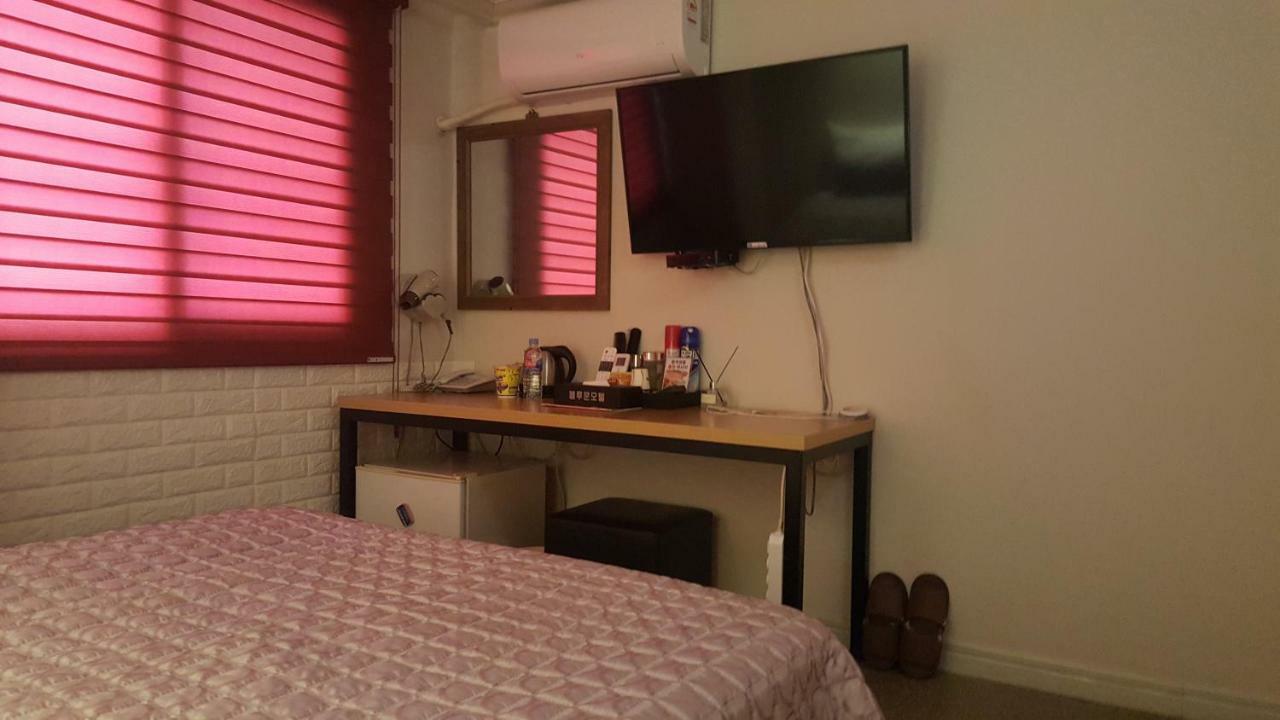 Motel Gwangan Blue Moon Busan Esterno foto